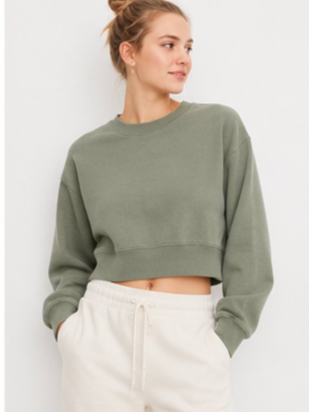 Aerie Women’s XS Sage Green Cropped Crewneck Sweatshirt Oversized Cozy Pullover